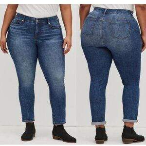 Torrid Bombshell Straight Jeans size 22R premium stretch.
